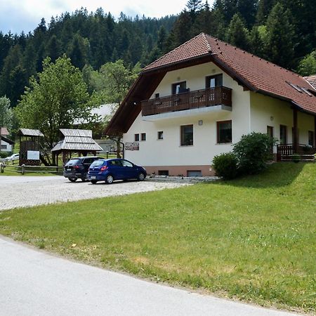 Farm Stay Loger Ljubno Exterior foto